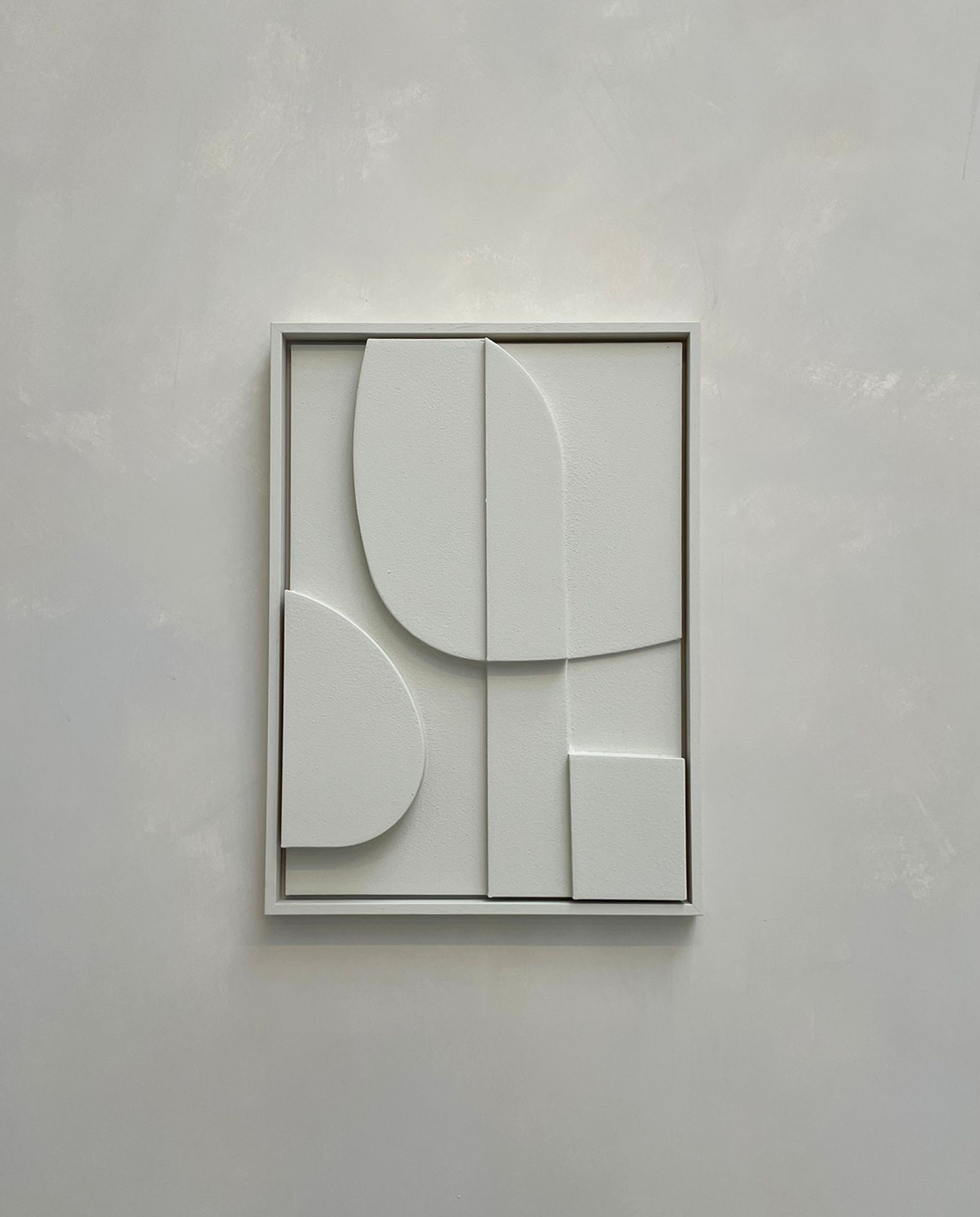 Blanche artwork in shadow white, 50x35 cm, plant-based PLA material.