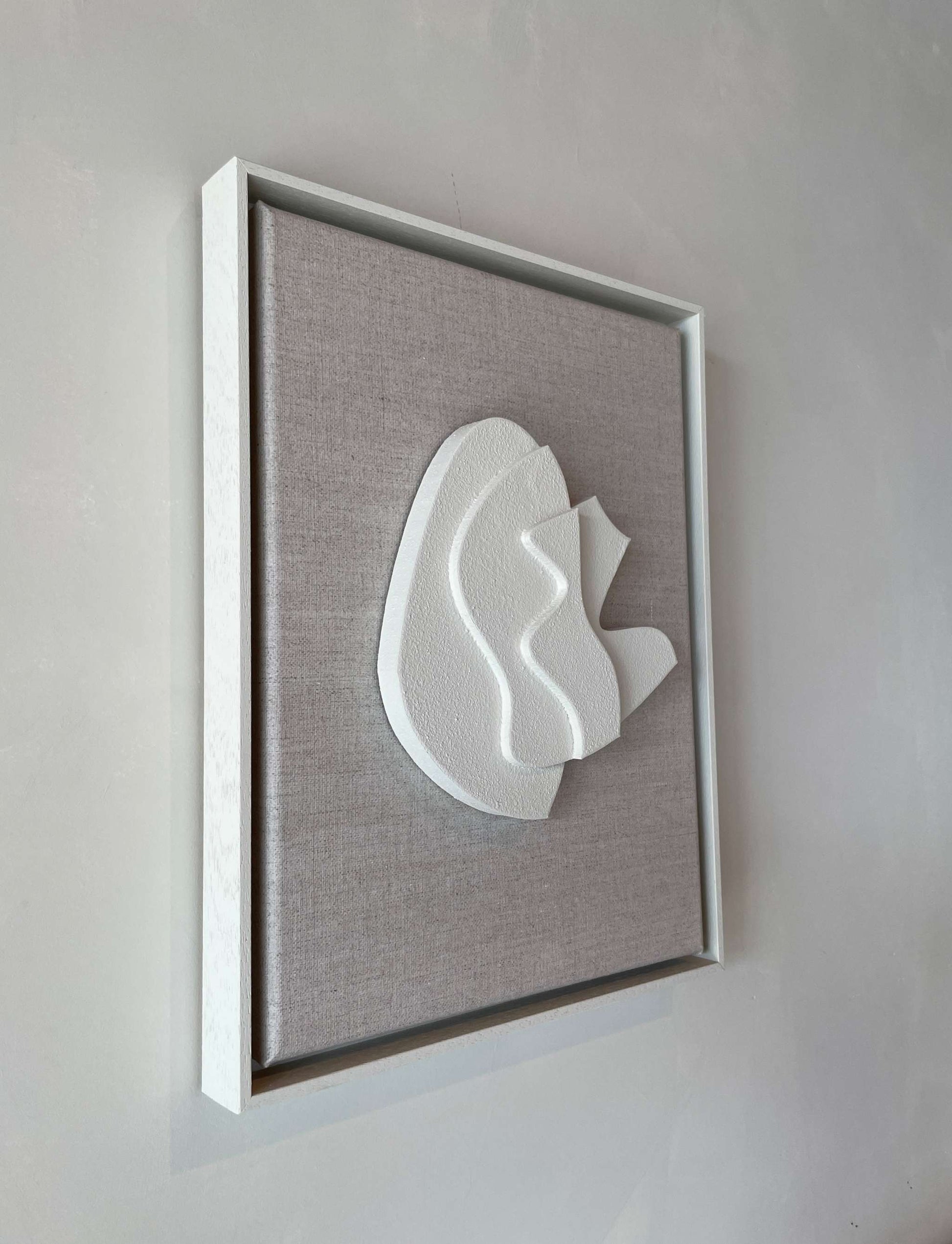 Canvas Sol artwork with structured plaster, shadow white frame, PLA base, 43x33.5 cm size.